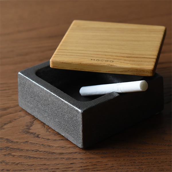 「Ashtray」鋳物と木のフタ付き灰皿/Hacoaブランド/北欧風デザイン