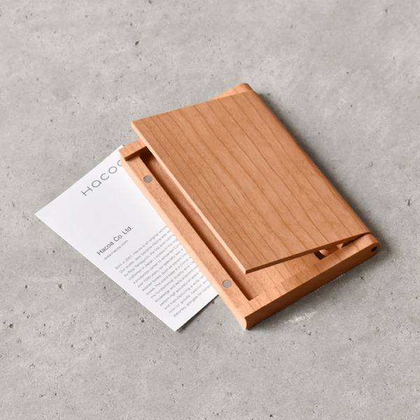 「Hacoa CardCase<チェリー>」木製名刺ケース・名刺入れ/Hacoaブランド/北欧風デザイン