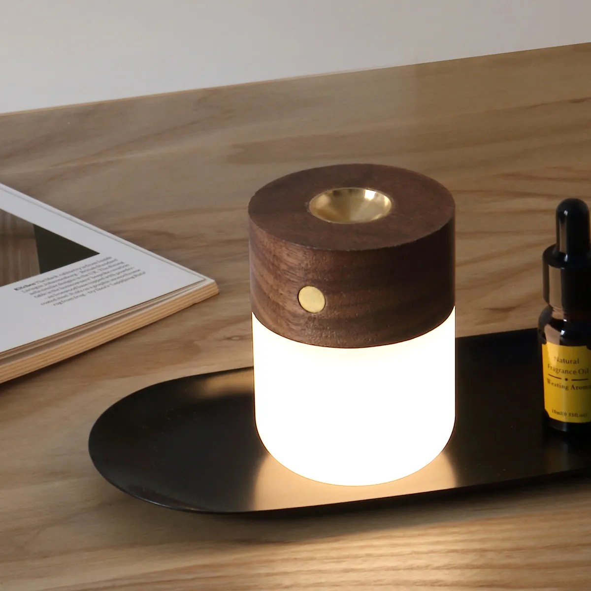 GOOD FRAGRANCE LAMP」火も水も使わない。さまざまな香りをたのしめる