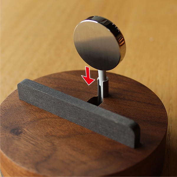 ループタイプにおすすめ「Apple Watch Charging Dock-Stand」アップルウォッチ用充電スタンド・クレードル・ベースステーションドック