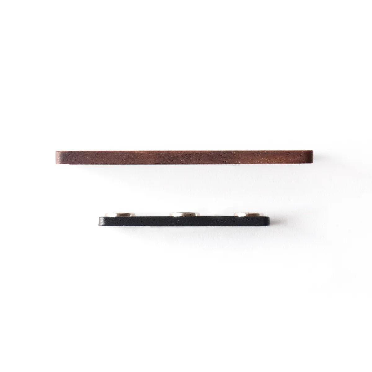 【刻印代込】「Magnetic Name Tag」衣服を傷つけない、マグネット式の木製ネームタグ・名札/記念品・オリジナルアイテム