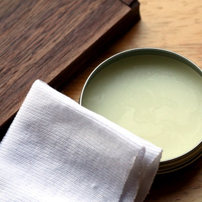 「Bees WAX」木製品のお手入れにミツロウを！天然成分100%蜜蝋ワックス