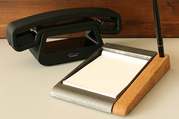 「Memo tray」鋳物と木のメモトレイ/Hacoaブランド/北欧風デザイン