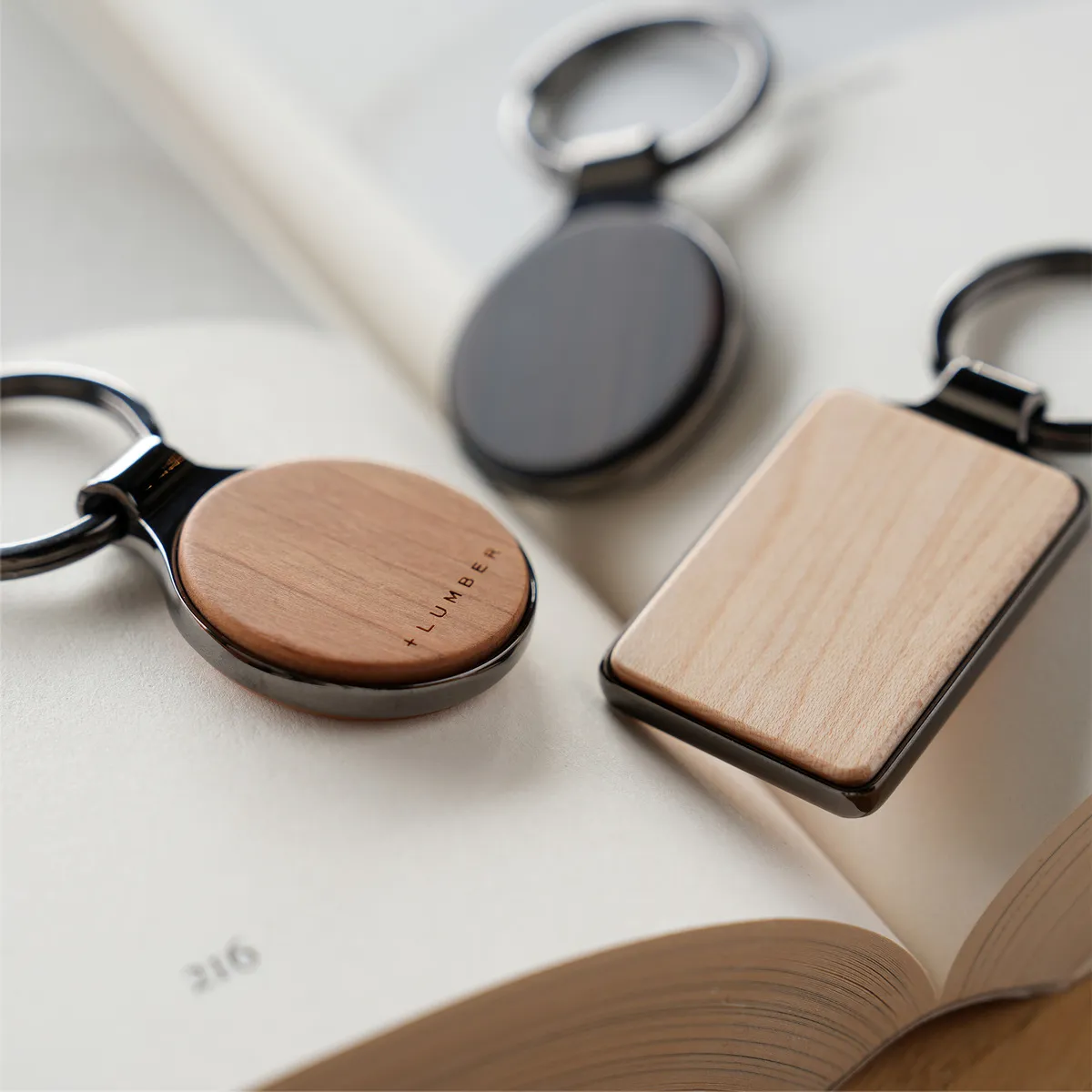 ■「KEYRING 001」銘木の美しさをプラスした木製キーホルダー・キーリング