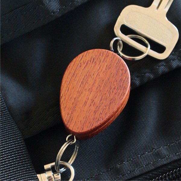 「Reel Holder」見た目にも美しくスマートにカギを使用できるリールキーホルダー/北欧風デザイン