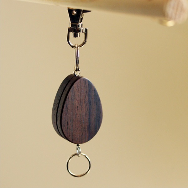 「Reel Holder」見た目にも美しくスマートにカギを使用できるリールキーホルダー/北欧風デザイン