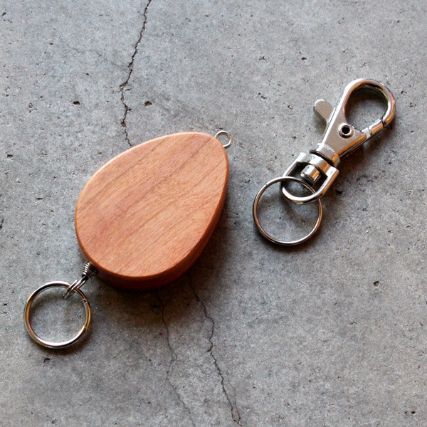 「Reel Holder」見た目にも美しくスマートにカギを使用できるリールキーホルダー/北欧風デザイン