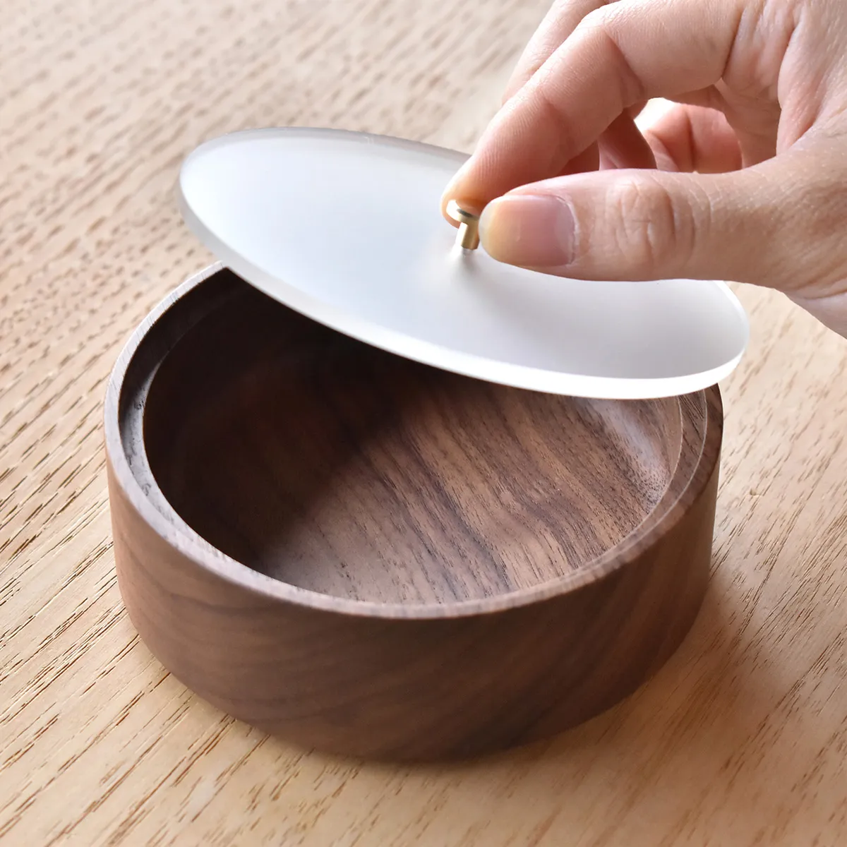 「Stackable Round Case」自分好みにカスタマイズできる木製のマルチ小物入れ・収納トレイ/デザイン雑貨/北欧風デザイン