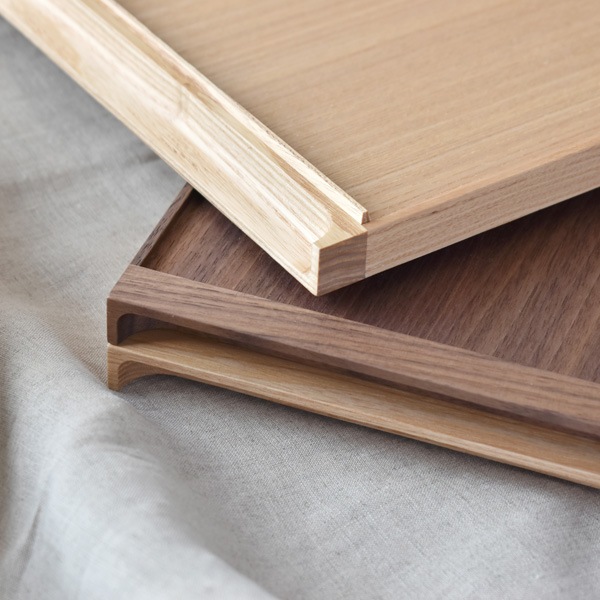 【生産終了】【ネット限定】「Serving Tray」 木の素材感が引き立つミニマルデザインの木製トレイ・ランチョンマット/北欧風/名入れ可能