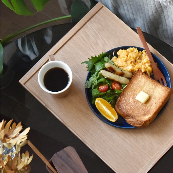 【生産終了】【ネット限定】「Serving Tray」 木の素材感が引き立つミニマルデザインの木製トレイ・ランチョンマット/北欧風/名入れ可能