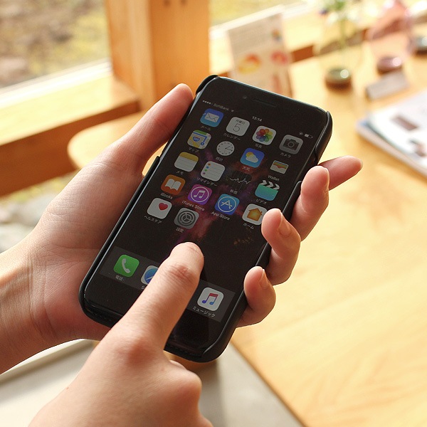 ■【SE3/SE2/8/7/6】「iPhone Case SE（第3世代/第2世代）/8/7/6」丈夫なハードケースと天然木を融合したiPhone SE3/SE2/8/7/6専用木製ケース【Qi対応】