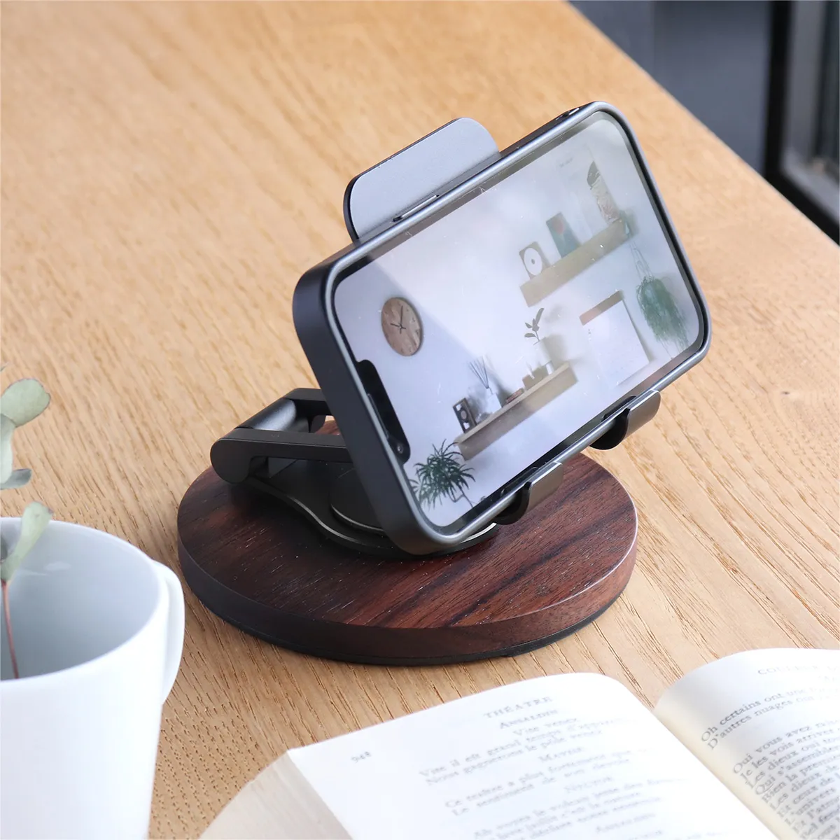 「Smartphone Stand Adjustable」角度調整ができる折り畳み式木製スマートフォンスタンド/Hacoaブランド