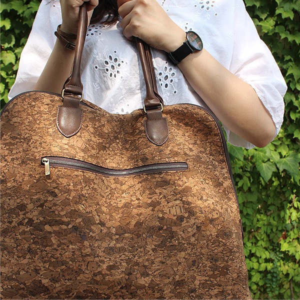 【販売終了】「CONNIE Zipper Tote」上品さと機能性を兼ね備えたおしゃれなジッパー付トートバッグ