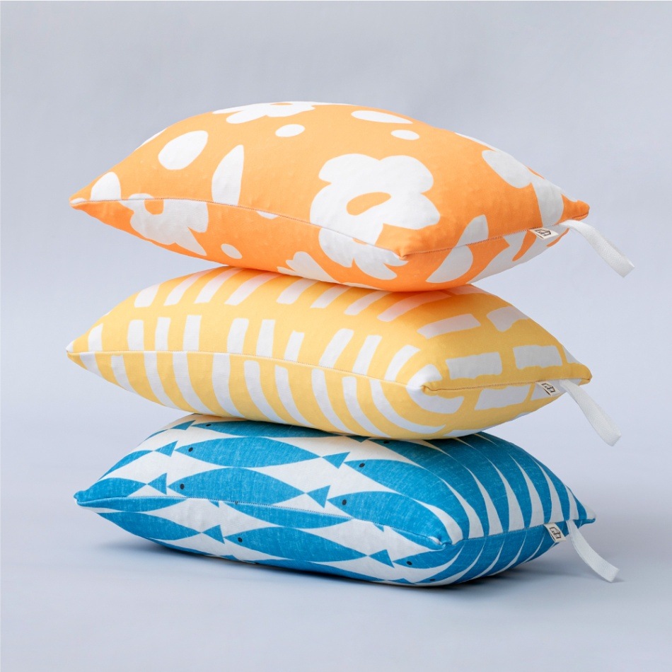 送料特別無料】マルチクッション・otomo（オトモ）