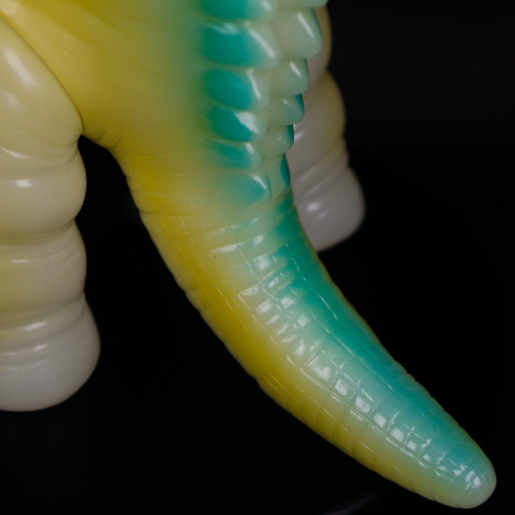 ブルマァク BULLMARK/ソフビ/ガボラ/蓄光｜墓場の画廊ONLINE STORE