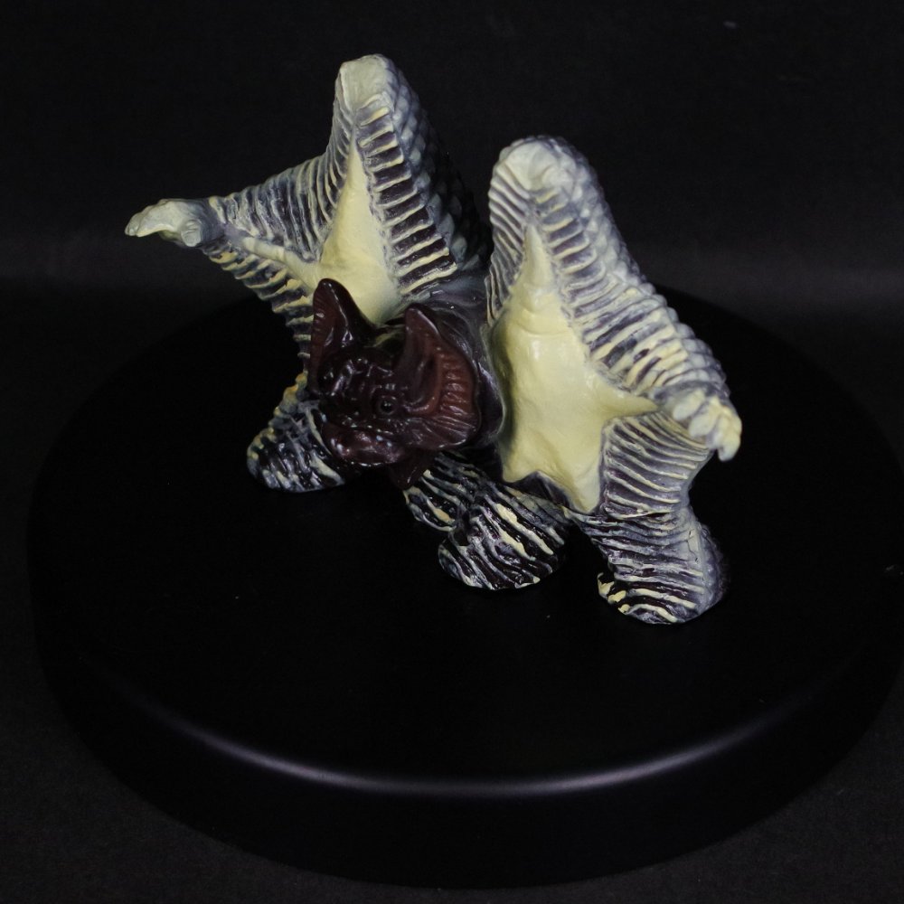 ソフビ/MAX TOY マックストイ ウルトラマン/ペスター｜墓場の画廊