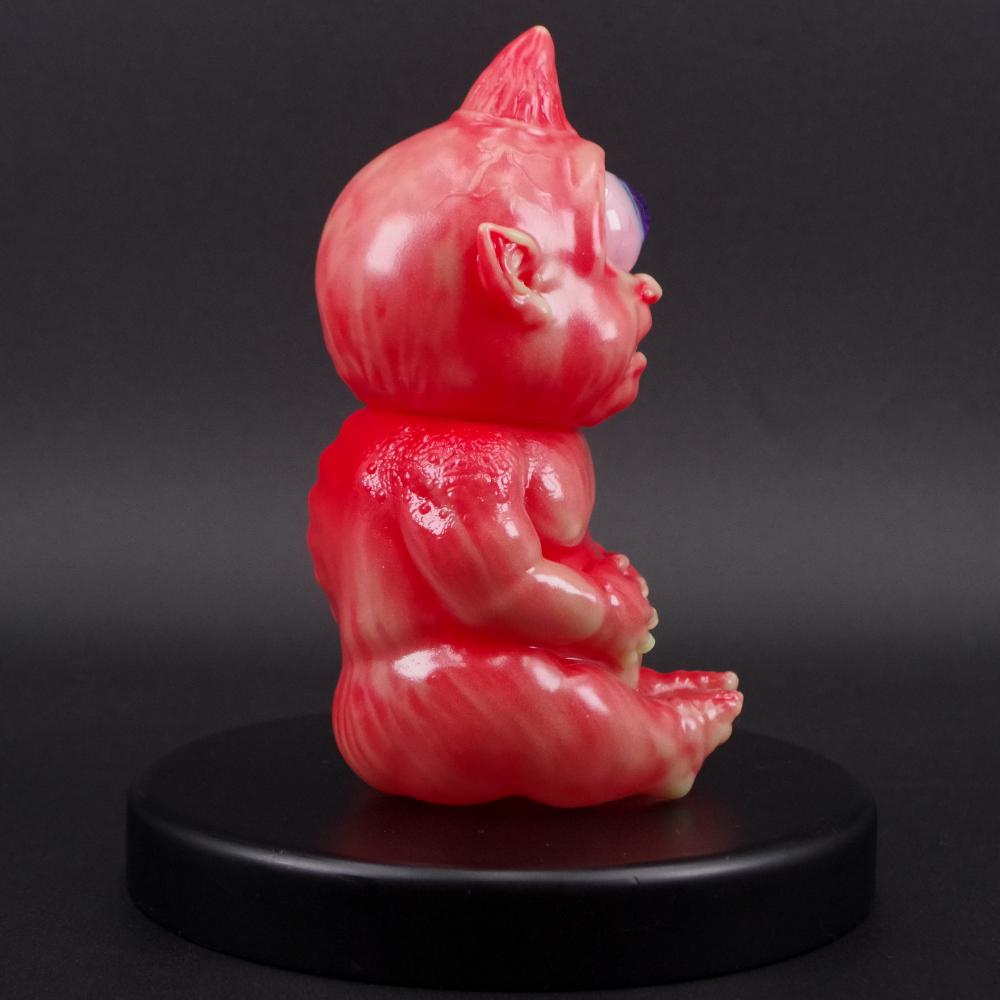 ソフビ/GOREGRO/サイクロプスベイビー/レッドマーブル蓄光｜墓場の画廊