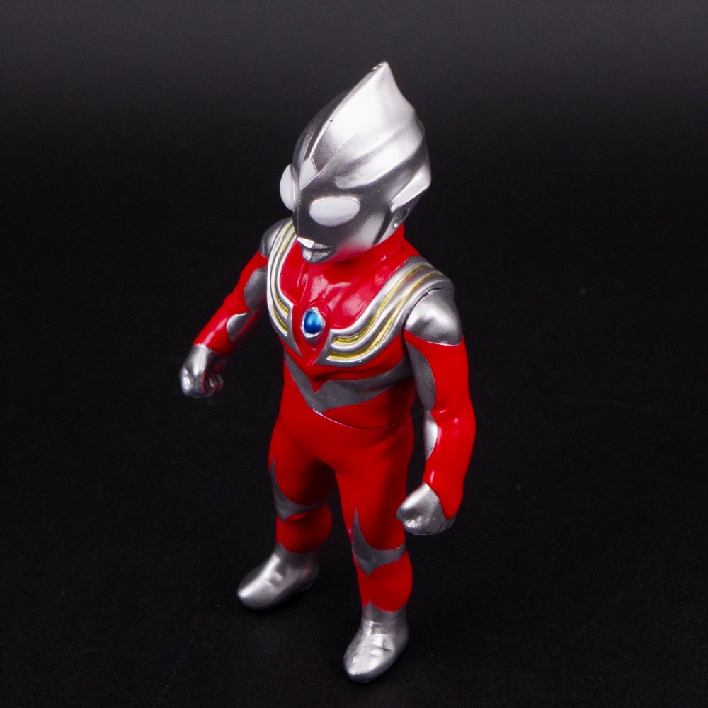ソフビ/MAX TOY マックストイ/ウルトラマンティガ(パワータイプ)｜墓場