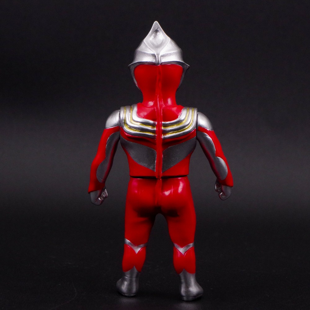 ソフビ/MAX TOY マックストイ/ウルトラマンティガ(パワータイプ)｜墓場