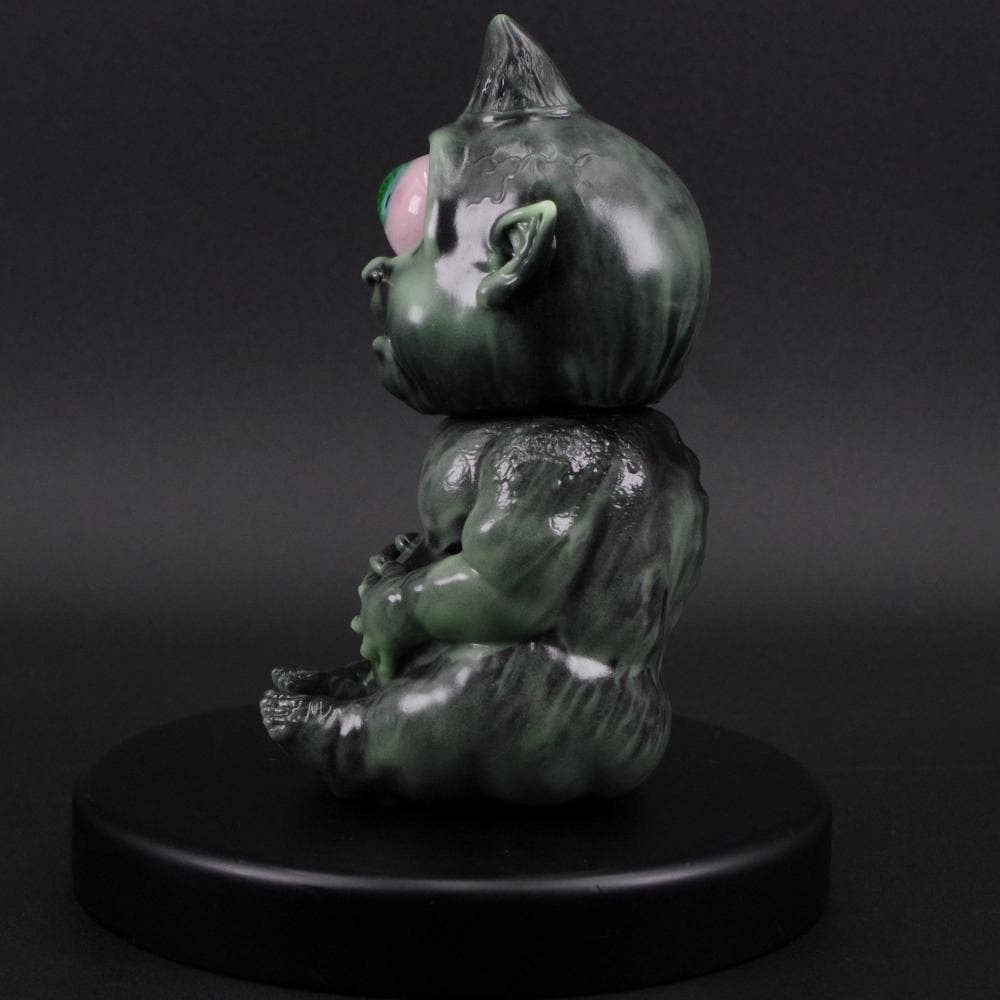 ソフビ/GOREGRO/サイクロプスベイビー/ブラックマーブル蓄光｜墓場の