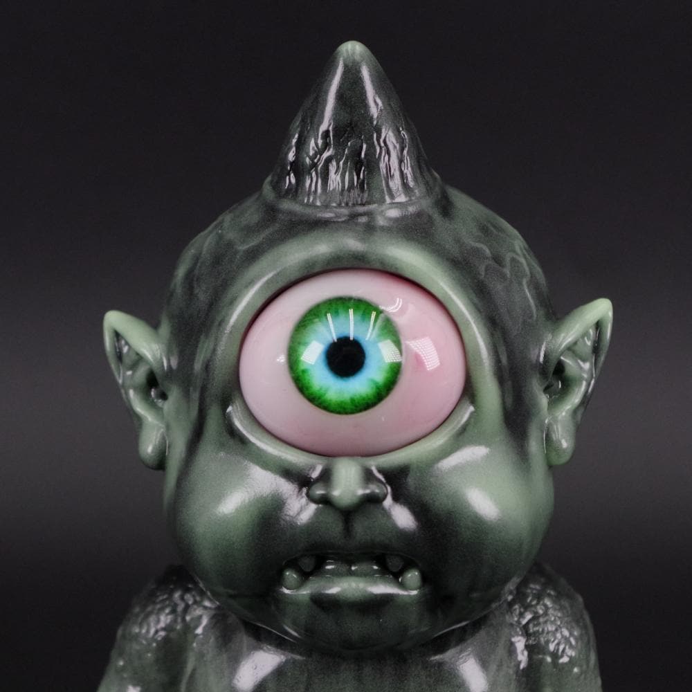 墓場の画廊　サイクロプスベイビー　ブラックマーブル蓄光 ソフビ/GOREGRO/サイクロプスベイビー/ブラックマーブル蓄光
