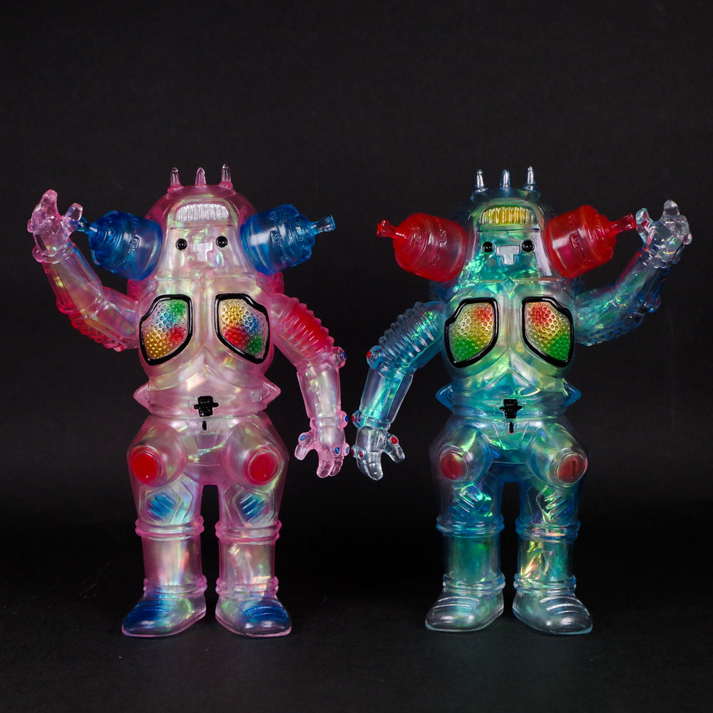 ブルマァク 怪獣シリーズ リトルキングジョー シルバー ソフビ ウルトラマン ブルマァクのリトルな「宇宙ロボットキングジョー」が2種襲来