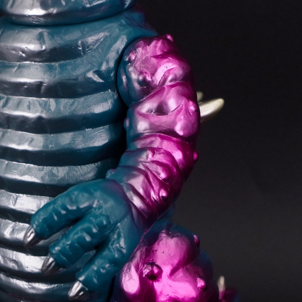 ソフビ/M78Toys/帰ってきたウルトラマン/ブラックキング｜墓場の