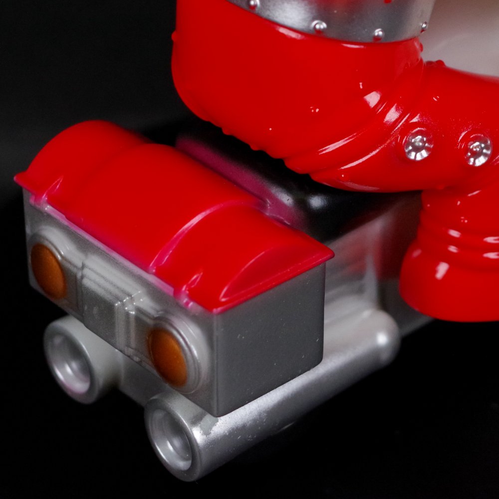 ソフビ/MonsterMindToys/レッドバロン バイク(蓄光)｜墓場の画廊