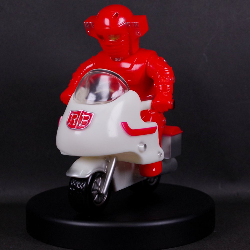 ソフビ/MonsterMindToys/レッドバロン バイク(蓄光)｜墓場の画廊