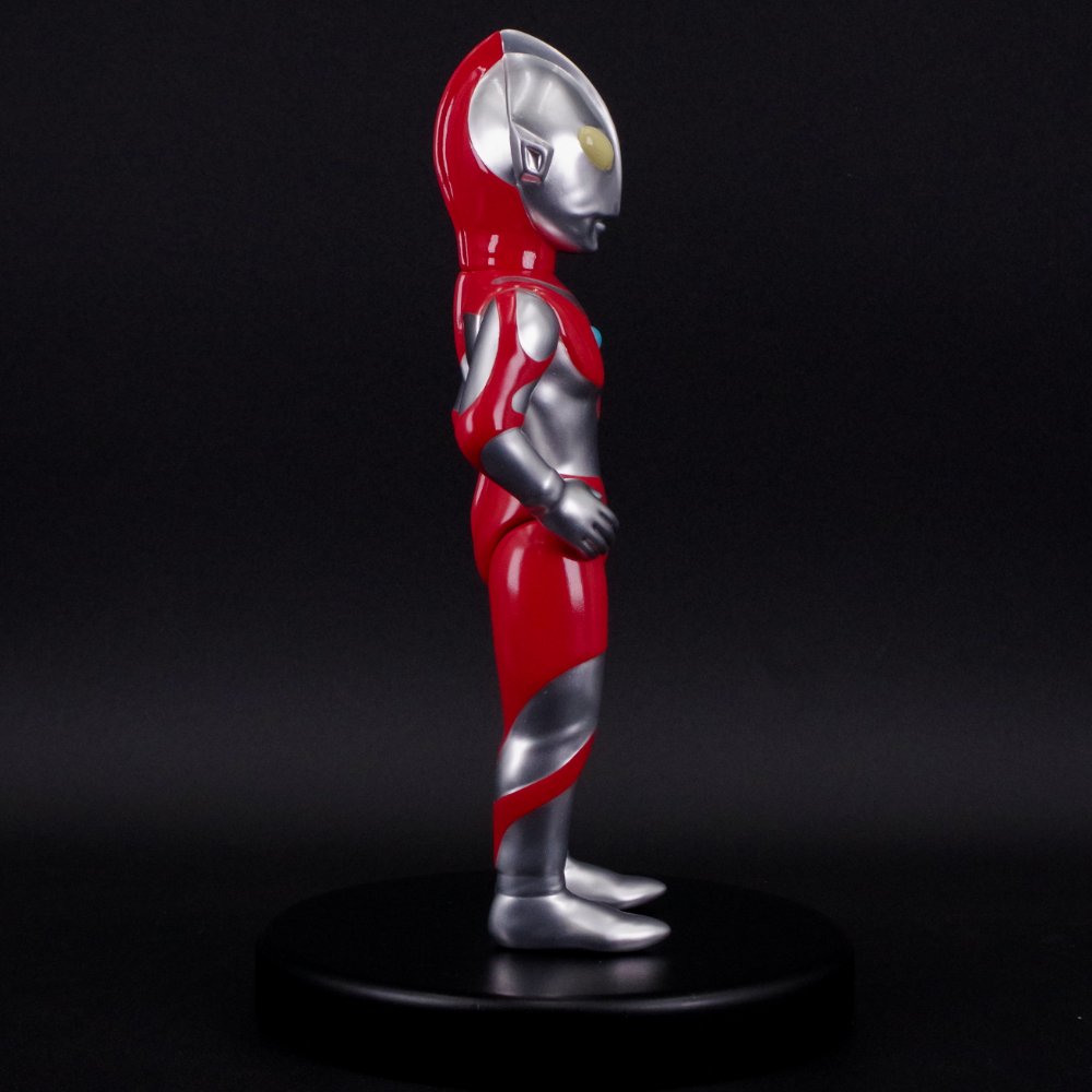 ソフビ/M78Toys/ウルトラマン(墓場の画廊 限定Ver.)｜墓場の画廊ONLINE