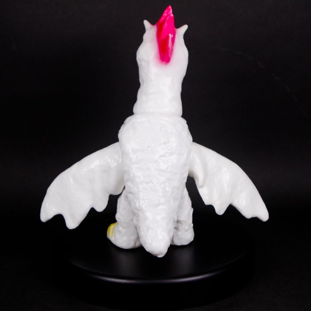 アマプロ/ソフビ/白色怪獣レグホン/蓄光｜墓場の画廊ONLINE STORE