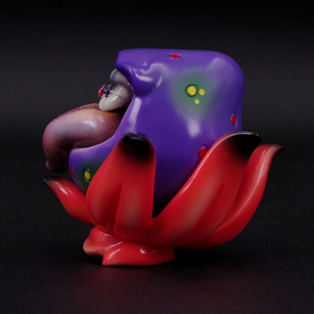 ソフビ/UNKNOWN/DOKUCHIGO(矯正あり)｜墓場の画廊ONLINE STORE