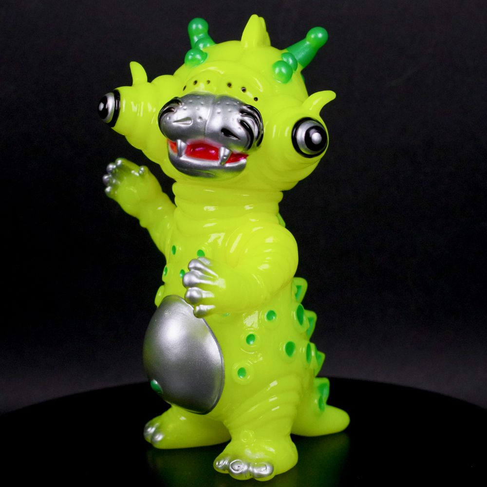 ゴモラ maxtoy イエロー蓄光 ゴモラ マックストイ イエロー蓄光 ミドル