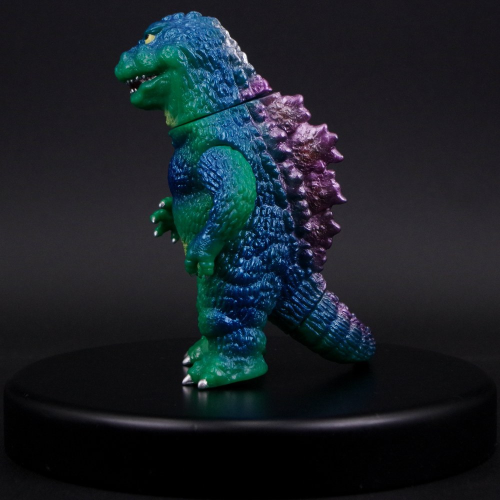 MAXTOY マックストイ ゴジラ モスラ モスゴジ WF2024冬 ソフビ/MAX TOY マックストイ/ゴジラ(1964)+モスラ幼虫(1964)｜墓場の