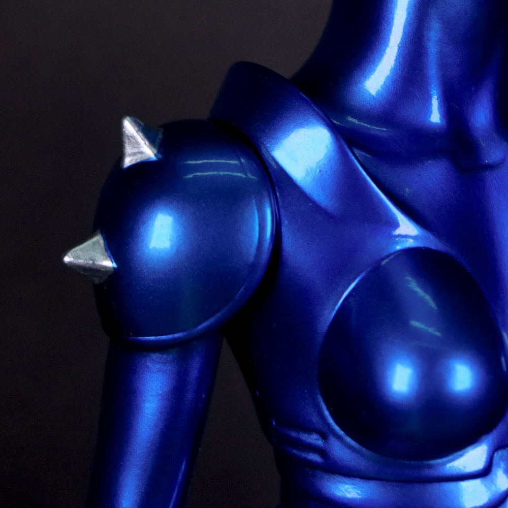 ソフビ/Kaiju One/コブラ/アーマロイド・レディ/ライトメタリック