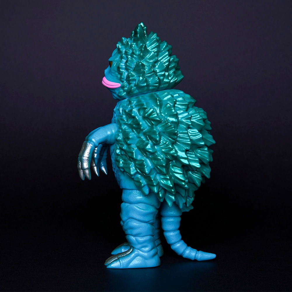 青い怪獣フィギュア 可動式　ガラモン 青い怪獣フィギュア 可動式 ガラモン 驚異の全高120センチ！マルサン