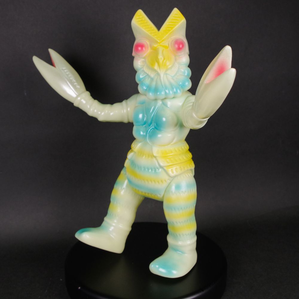 ブルマァク BULLMARK/ソフビ/バルタン星人/蓄光バージョン｜墓場の画廊