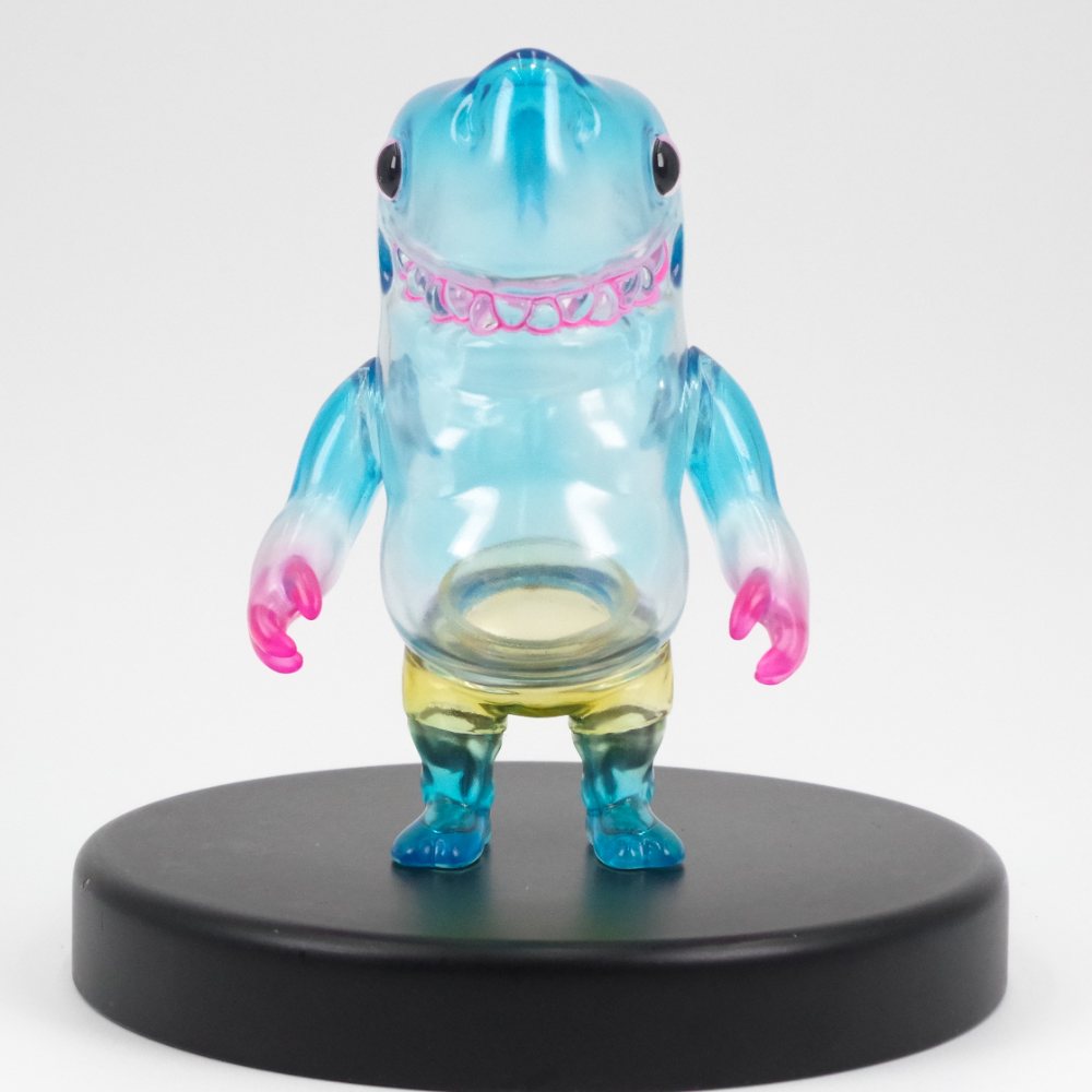 Momoco Studio クワガタBOY 墓場の画廊 ソフビ/Momoco Studio/SHARK BOY(クリアー)｜墓場の画廊ONLINE STORE