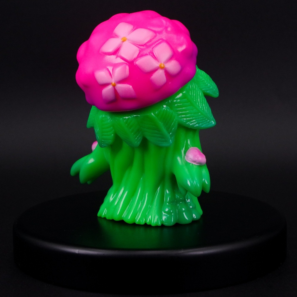 ソフビ/ノラズヤ/アジサジア/蛍光Ver.｜墓場の画廊ONLINE STORE