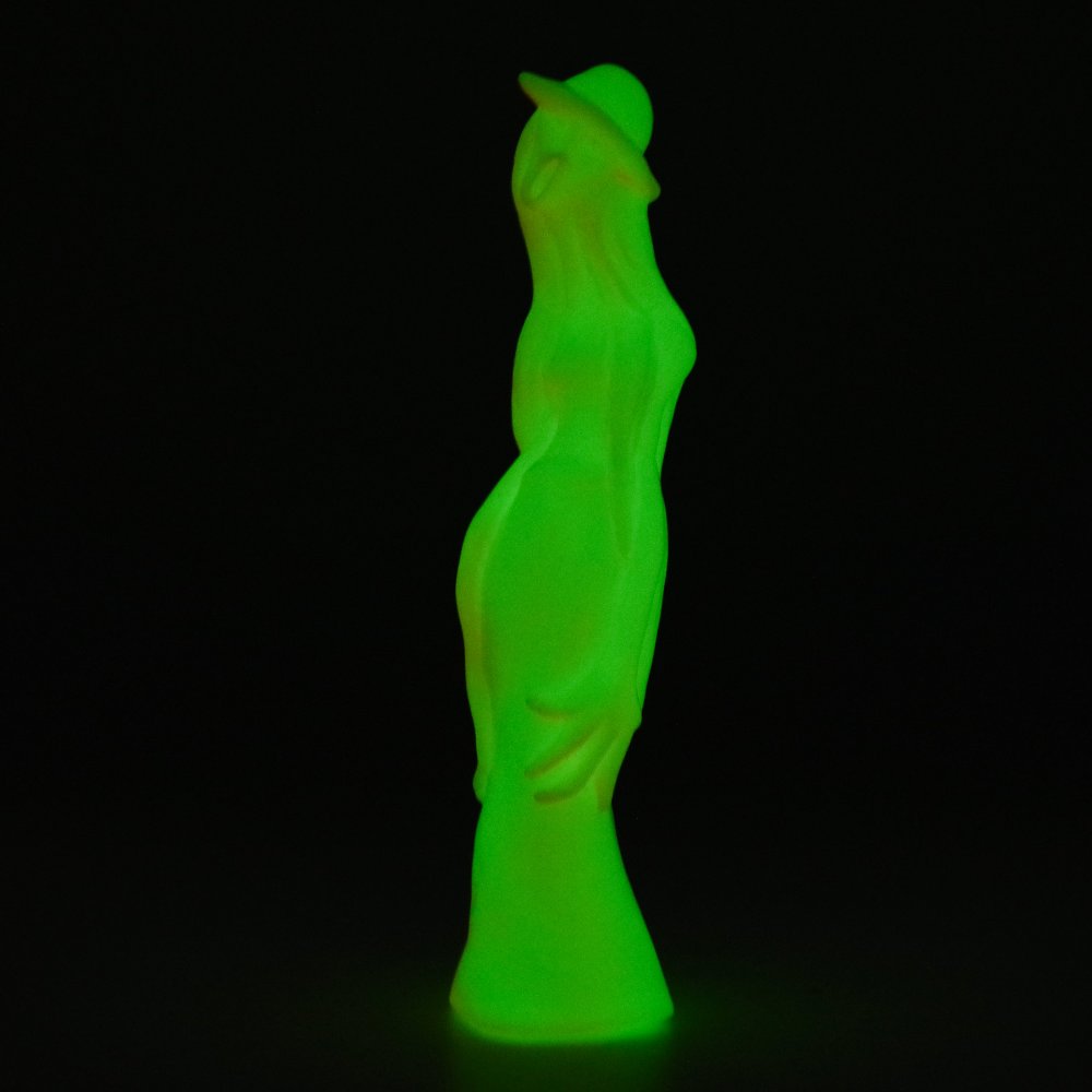 ソフビ/ヒカリトイズ HIKARI TOYS/八尺様(蓄光)｜墓場の画廊