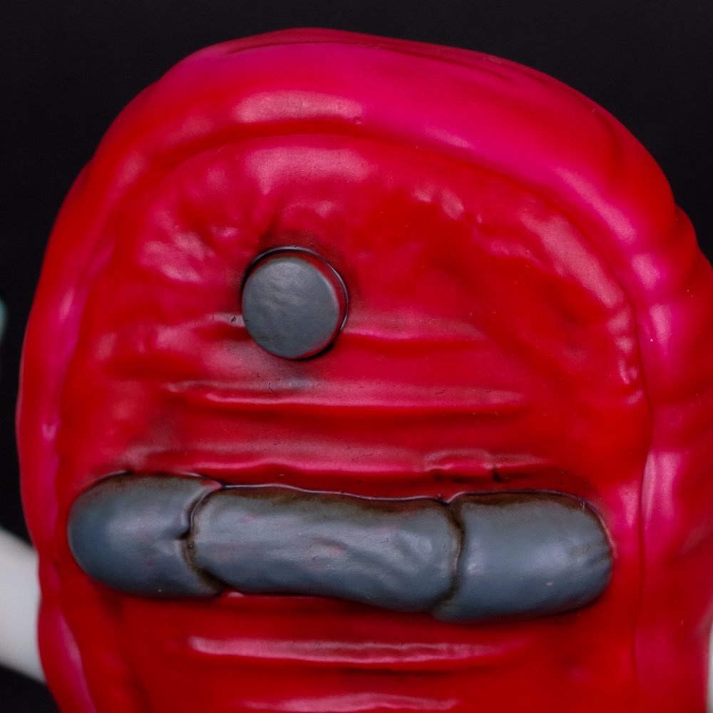 ソフビ/MonsterMindToys/草履妖/蓄光｜墓場の画廊ONLINE STORE