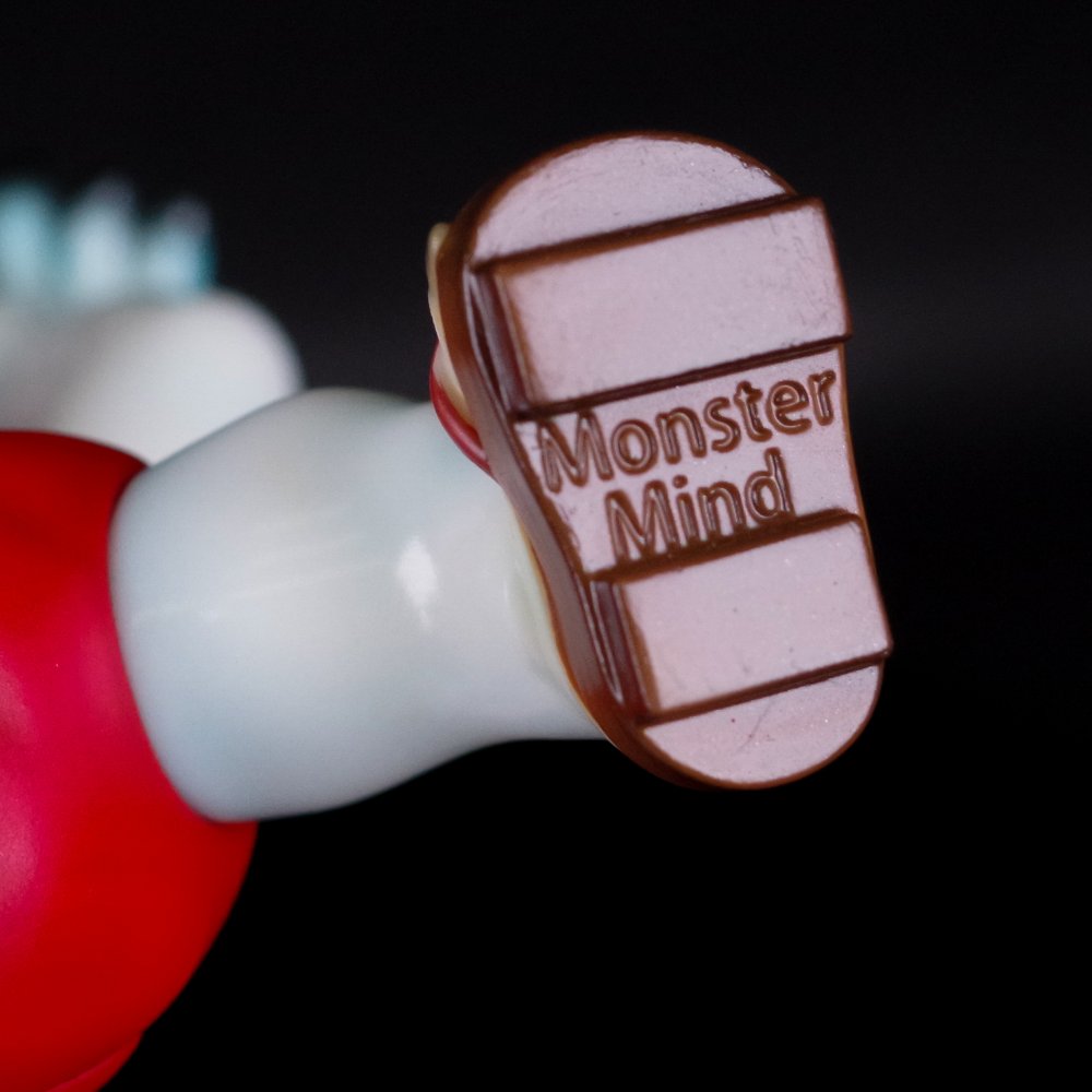 ソフビ/MonsterMindToys/草履妖/蓄光｜墓場の画廊ONLINE STORE