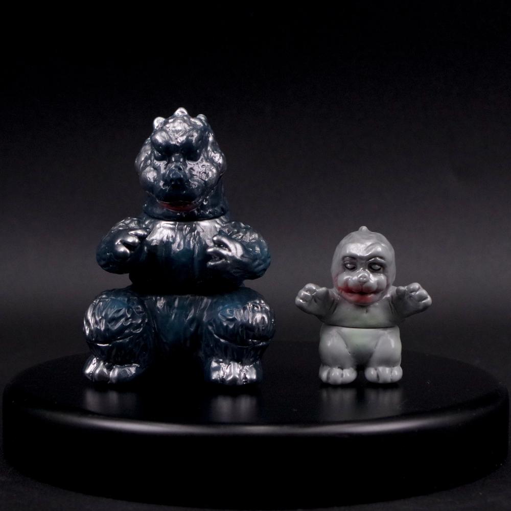 ソフビ/Hongtoys/ゴジラ親子｜墓場の画廊ONLINE STORE