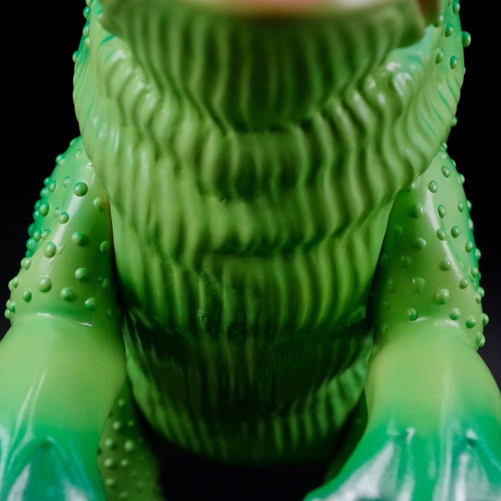 ソフビ/ブルマァク/ウルトラマン/ガマクジラ/レトロカラー｜墓場の画廊