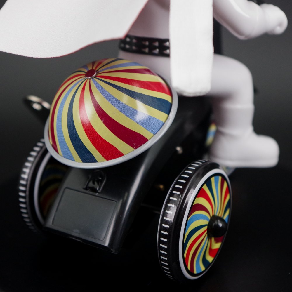 ソフビ/Kaiju One/月光仮面 三輪車｜墓場の画廊ONLINE STORE