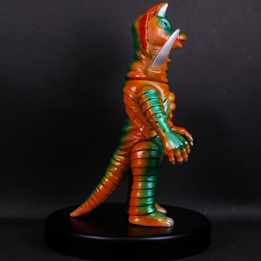 ブルマァクウルトラマンシリーズ 怪獣フィギュアカーリー星人オレンジソフトビニール ガチャガチャ通販の「ガチャガチャ王国」|商品詳細 ブルマァク