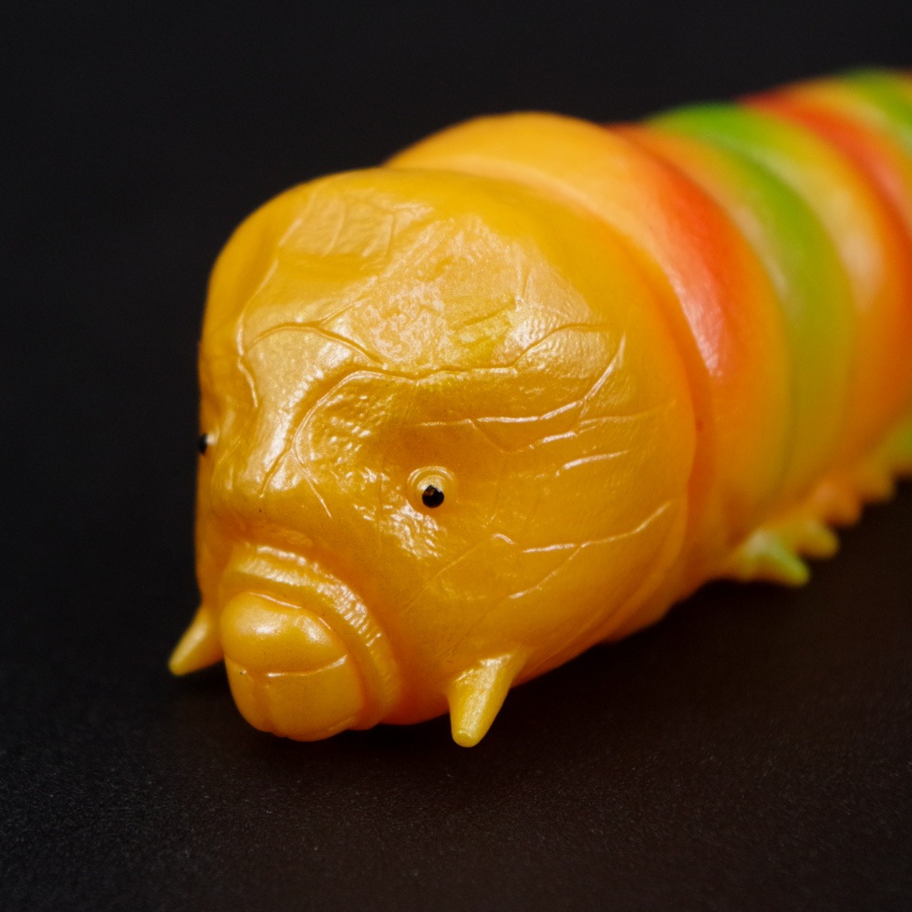 ソフビ/ブルマァク BULLMARK/ミニモスラ幼虫/イエロー｜墓場の画廊