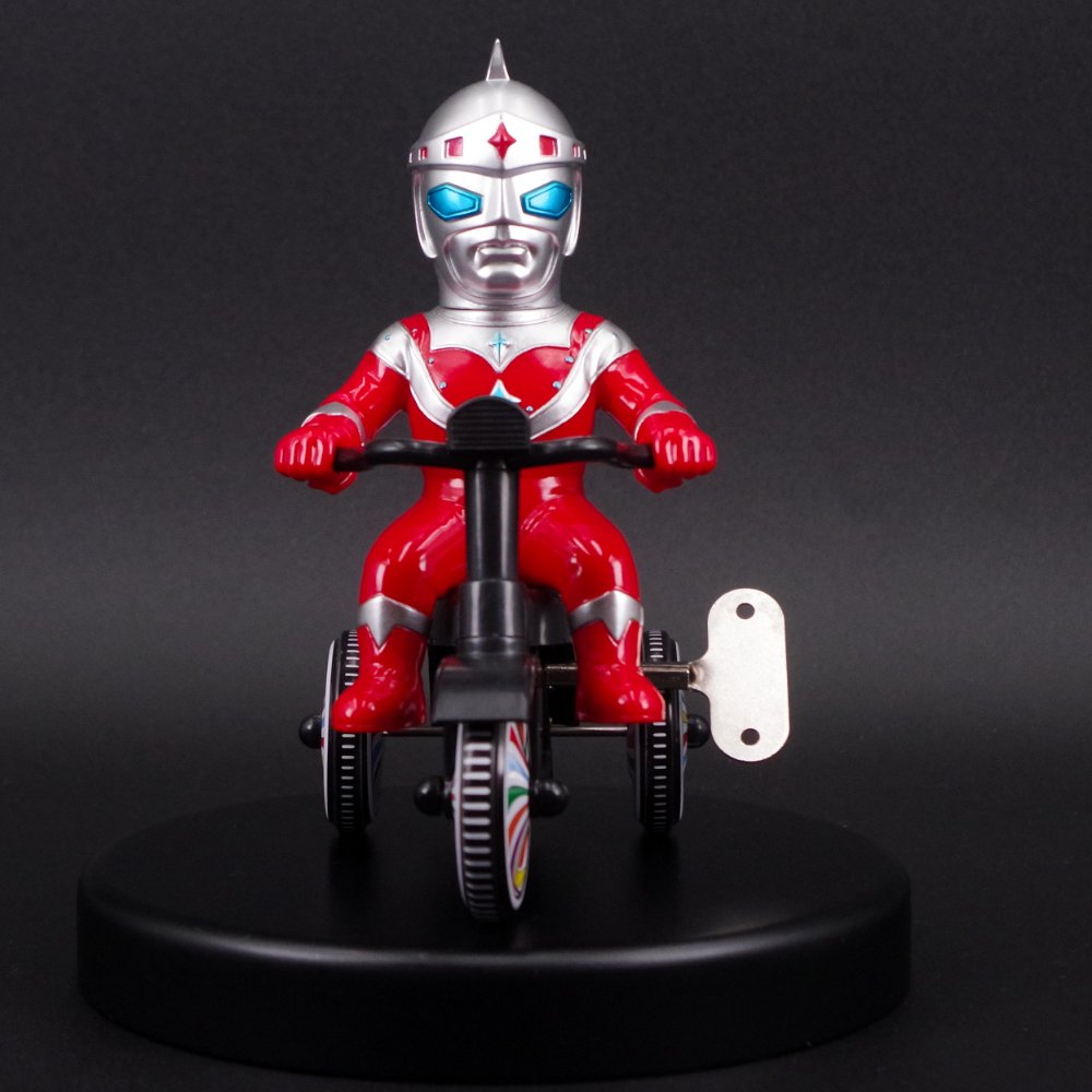 アイアンキング 特撮 SF ヒーロー 三輪車 壹工房 kaiju one ソフビ ソフビ/Kaiju One/アイアンキング三輪車｜墓場の画廊ONLINE STORE