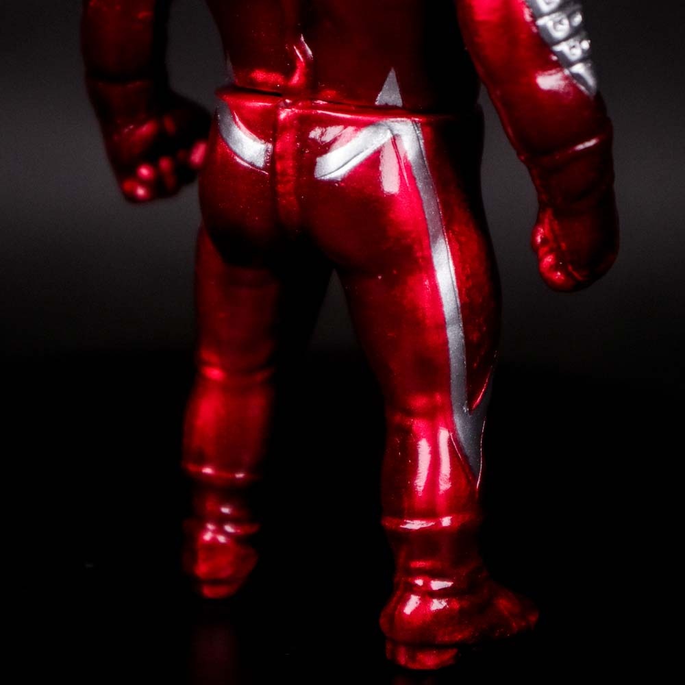 ソフビ/MAX TOY マックストイ/ウルトラセブン/メタリックレッド｜墓場