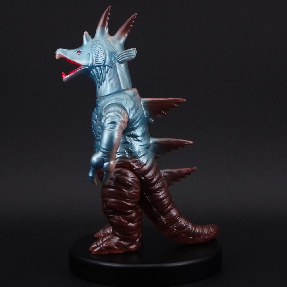 ソフビ/ブルマァク BULLMARK/帰ってきたウルトラマン/ムルチ｜墓場の